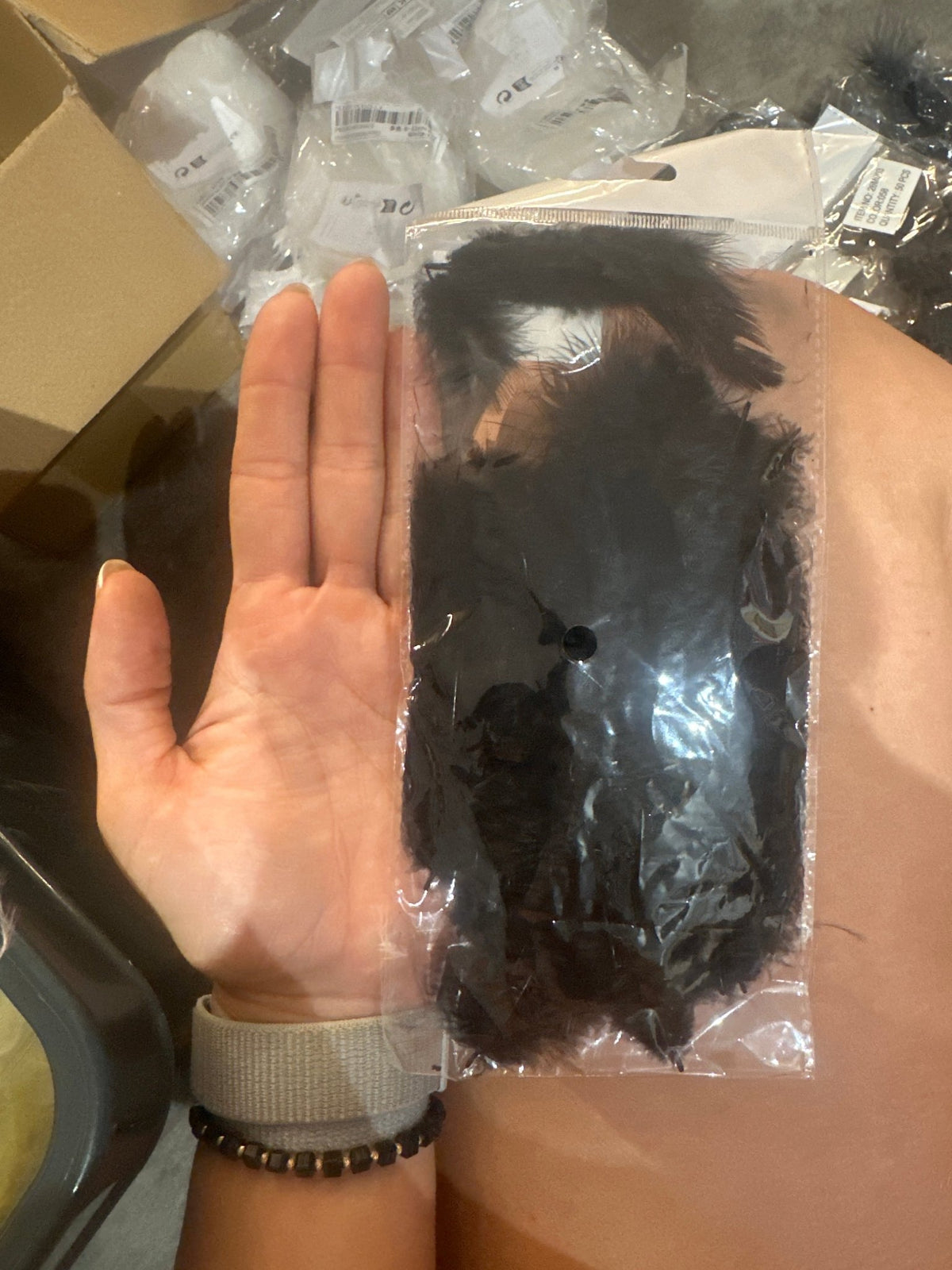 Чёрные перья - Confetti Party Store Balloons Limassol