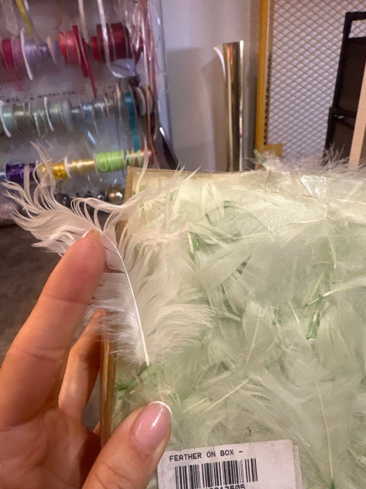 Мятные перья - Confetti Party Store Balloons Limassol